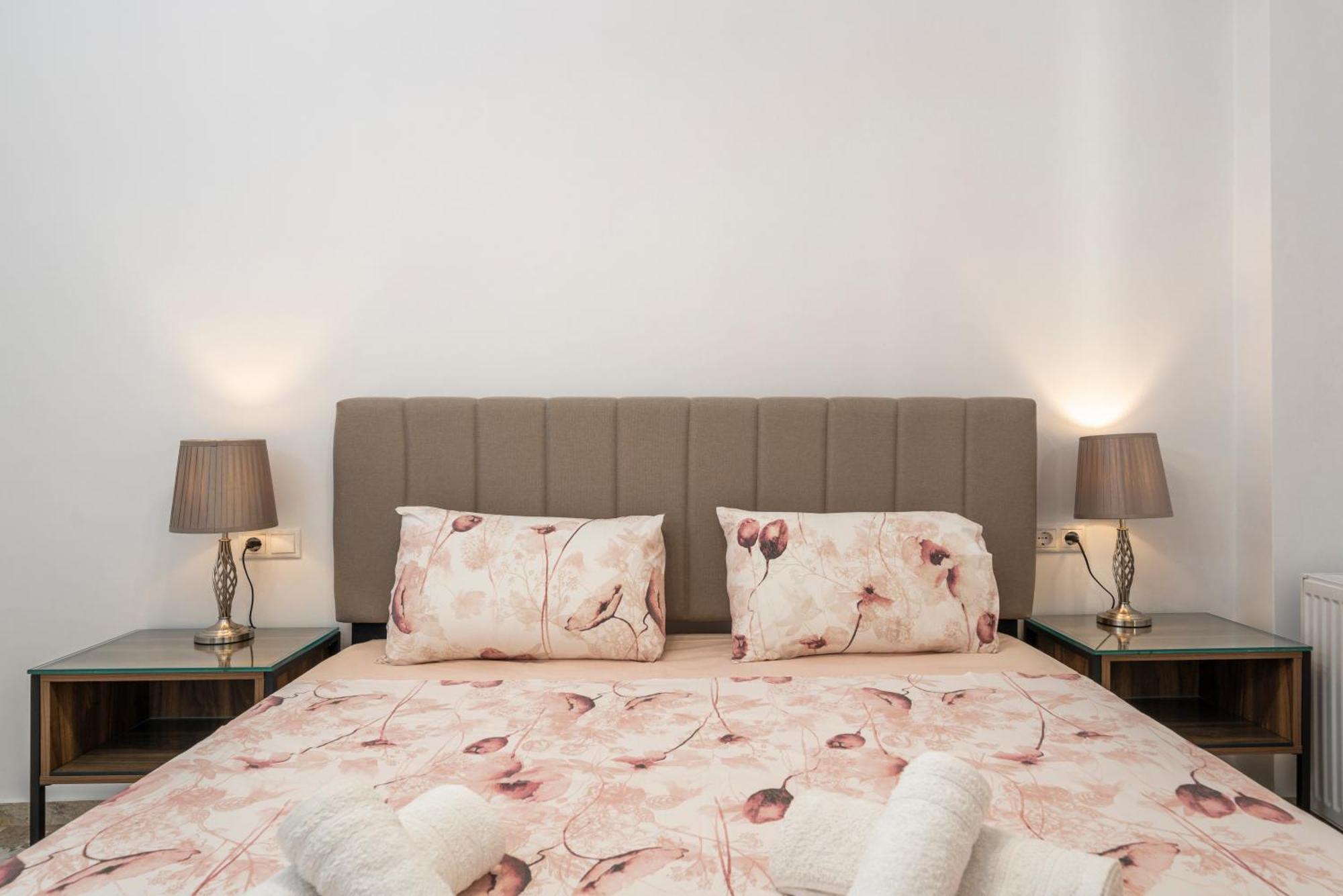 Neon 2Br Luxurious Central Apt Heraklion 외부 사진
